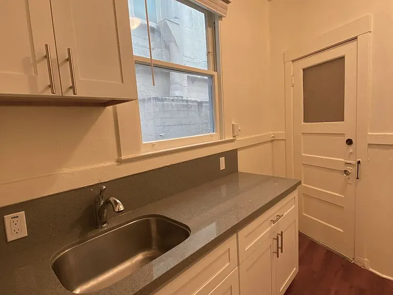 1224 Taylor St #2 — Photo 6