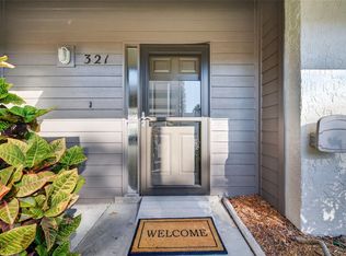 321 Windrush Loop, Tarpon Springs, FL 34689