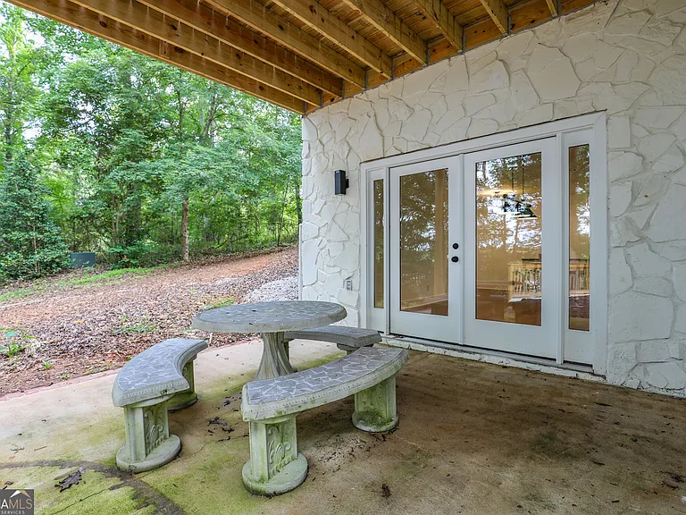 212 Southland Dr — Photo 24