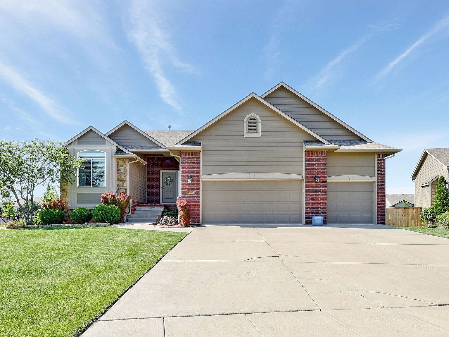 2505 N Chelmsford Ct, Wichita, KS 67228 Zillow