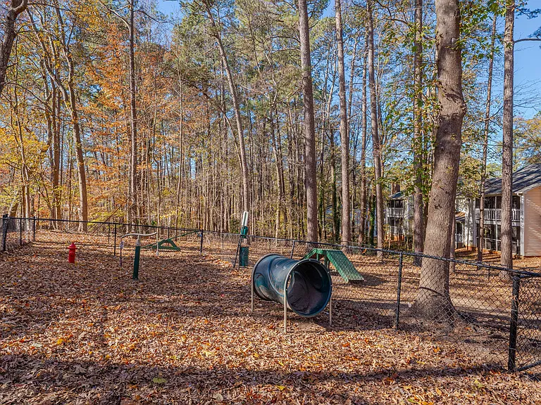Trailwood Crossing Apartments — Photo 41