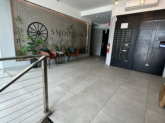 5th image of 568 Communipaw Ave #104AZ
