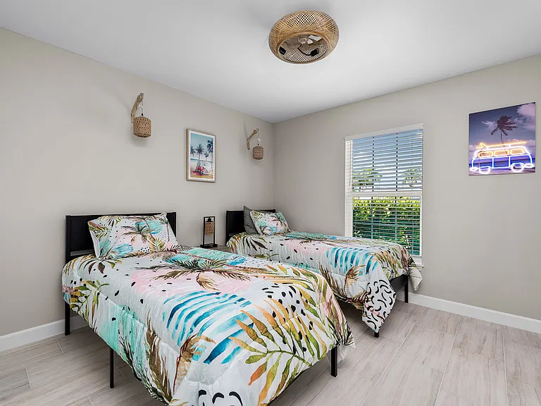 1396 Sunrise Dr — Photo 10