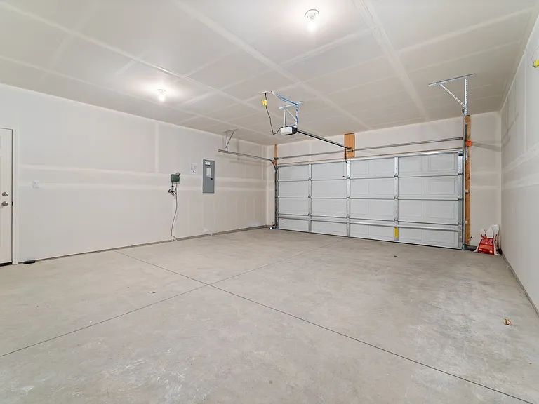 8581 N Orchard Ln — Photo 35