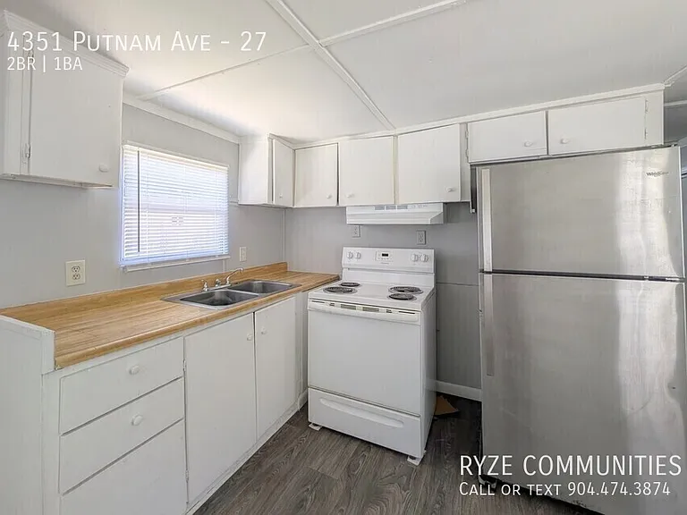 4351 Putnam Ave #27 — Photo 7