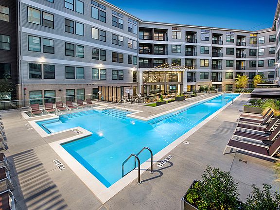 Resort-style pool with sundeck