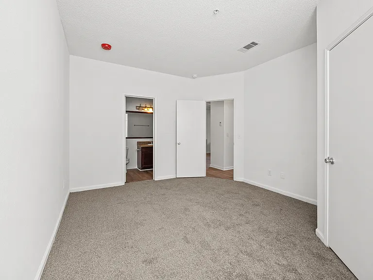 Avana Lexington — Photo 40