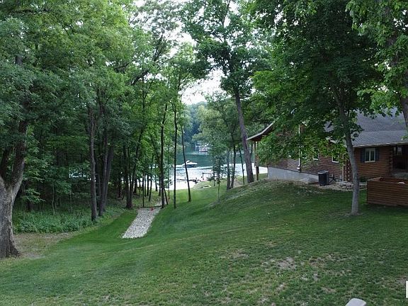 5th image of 171 Elmwood Ct