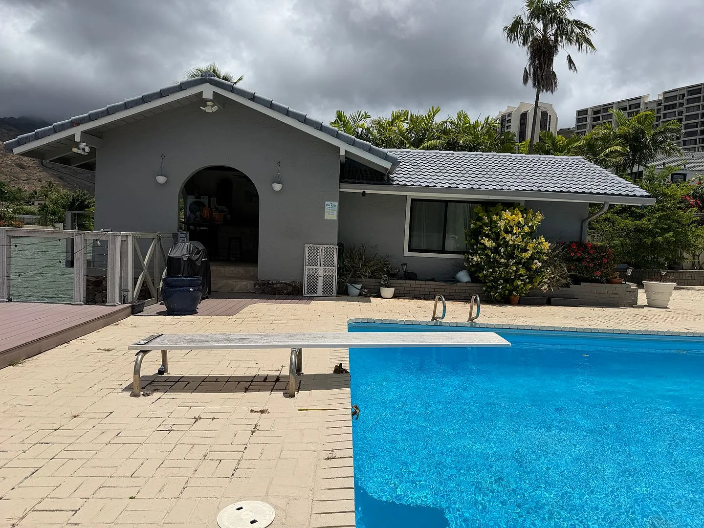 Furnished Waterfront Studio for rent in Hawaii Kai! Available October 2026 — Photo 1