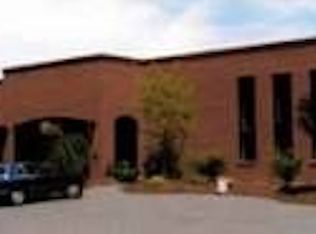 550 Main Rd, Tiverton, RI 02878