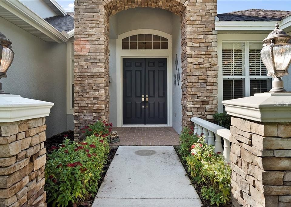 1st image of 2819 Park Meadow Dr