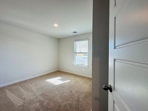 5th image of 345 Merriman Rd
