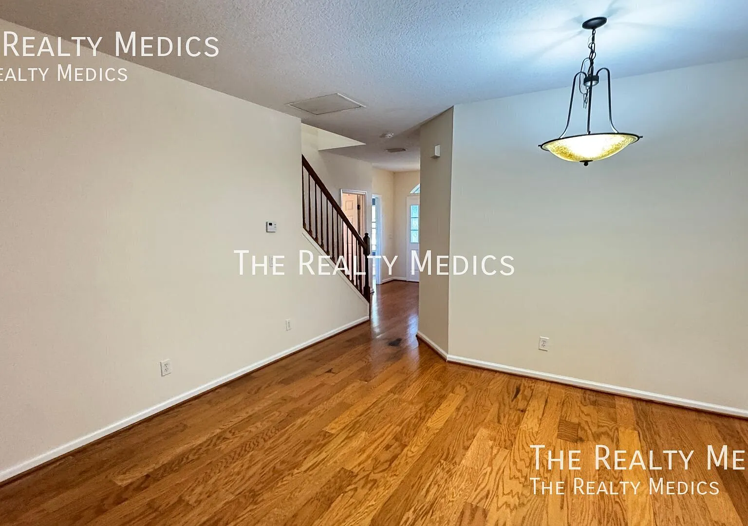 Beautiful 4 bedroom, 3 bath home in East Orlando — Photo 4