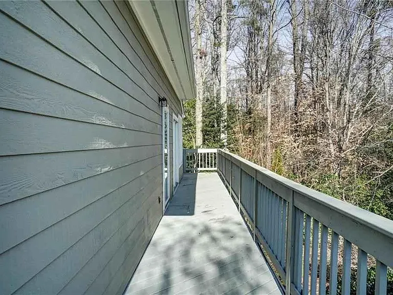 3139 Stony Point Rd #E — Photo 2