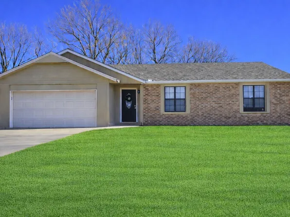 409 N 34th St, Rogers, AR 72756