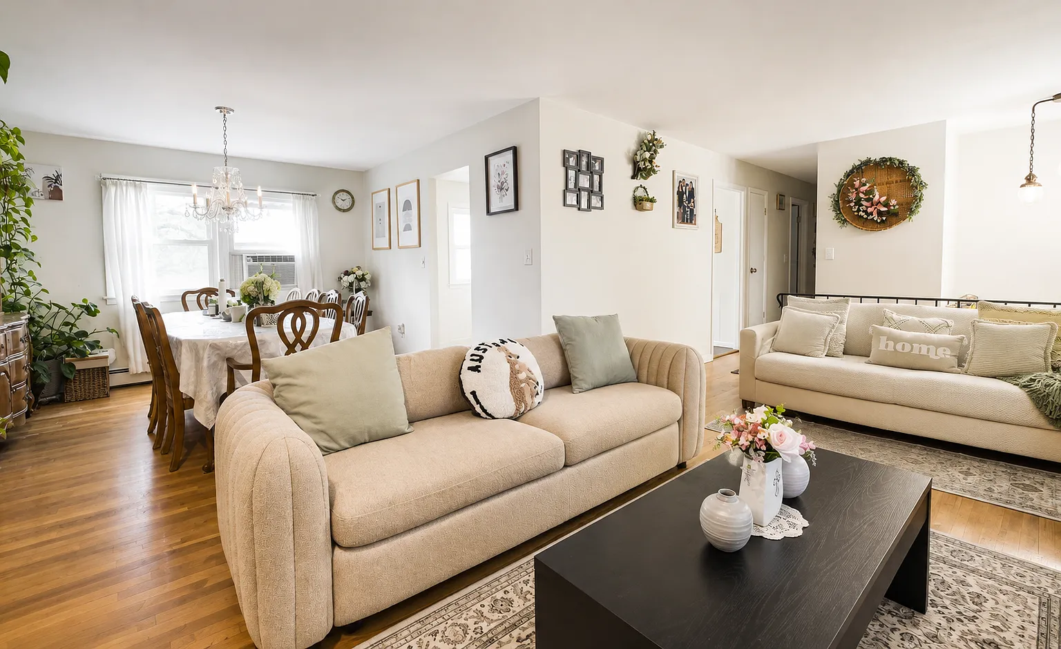 3 bed, 1288 sqft, $2,999 — Photo 2