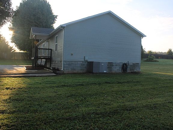 3rd image of 90 Allred Rd