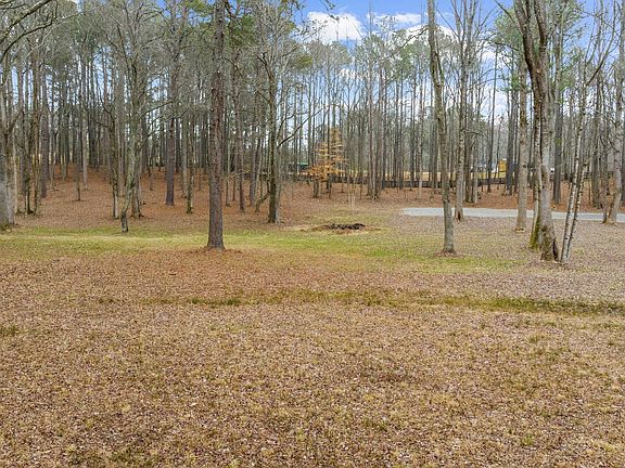 5th image of 383 Liberty Grove Rd