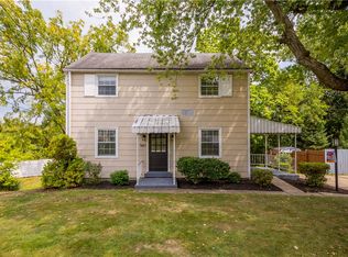 547 Independence Dr, Clairton, PA 15025