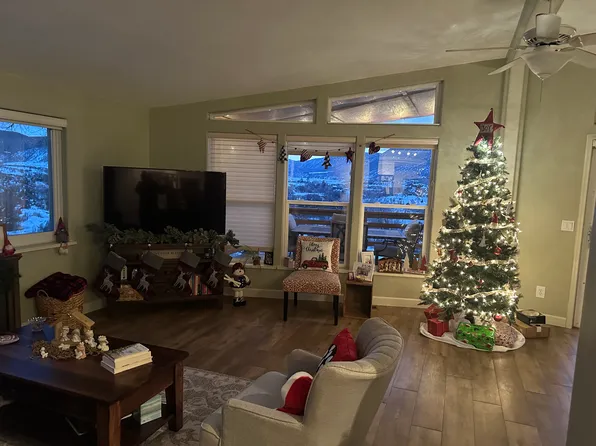 329 Coryell Ridge Rd, Glenwood Springs, CO 81601