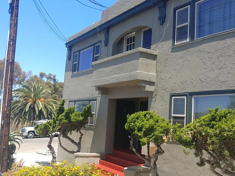 244 Grape St — Photo 20