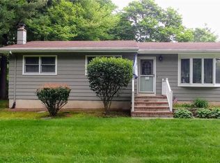 247 Davidsons Mill Rd, Monroe Township, NJ 08831
