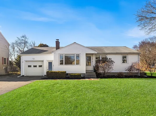 30 Pincushion Rd, Framingham, MA 01702