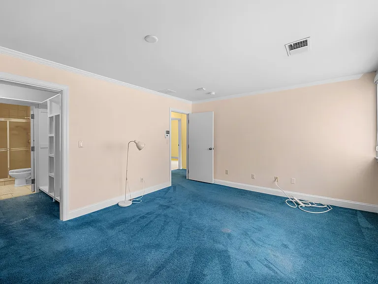 241-287 Perkins St #B502 — Photo 39