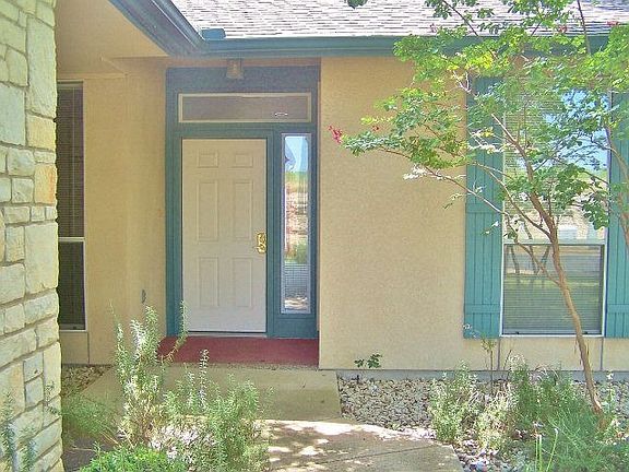 2nd image of 1020 Edinburgh Dr