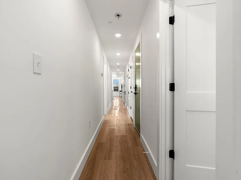 695 Bennington St #2 — Photo 11