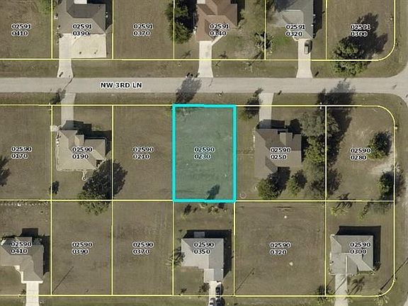4th image of 210 NW 3rd Ln