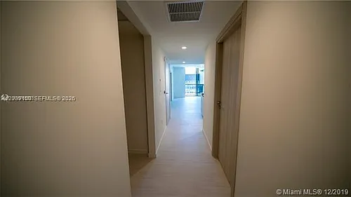 1000 Brickell Plz #4905 Photo 1
