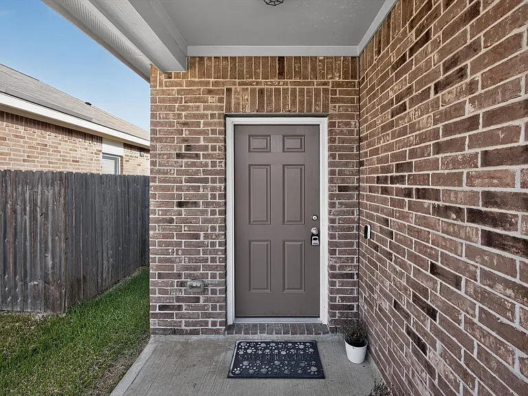 13435 Wembley Heights Dr — Photo 4