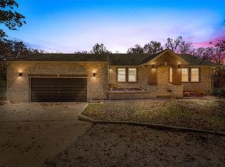 296 Pin Oaks Dr, Dittmer, MO 63023
