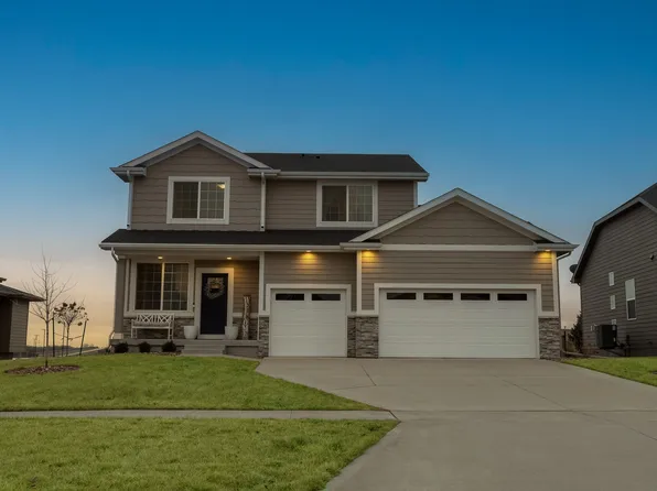 790 Gray Ave, Waukee, IA 50263