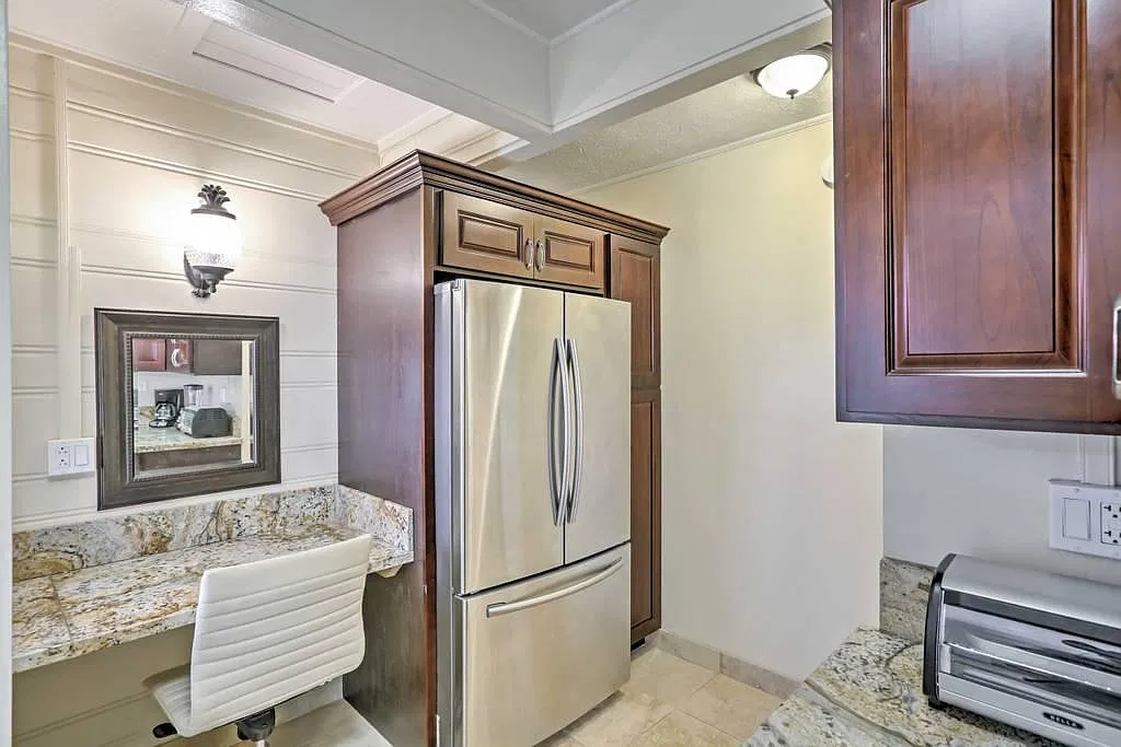 2 bed, 750 sqft, $2,990 — Photo 4
