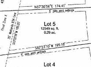 645 Olive Tree Dr, Green Bay, WI 54313