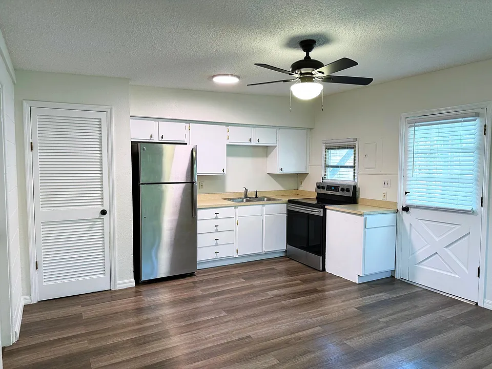 4601 Dr Martin Luther King Jr St N #3