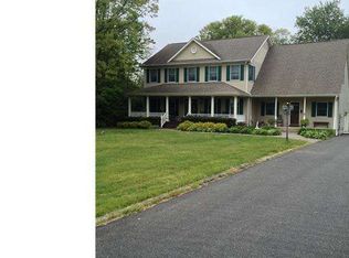 225 W 15th St, Hammonton, NJ 08037