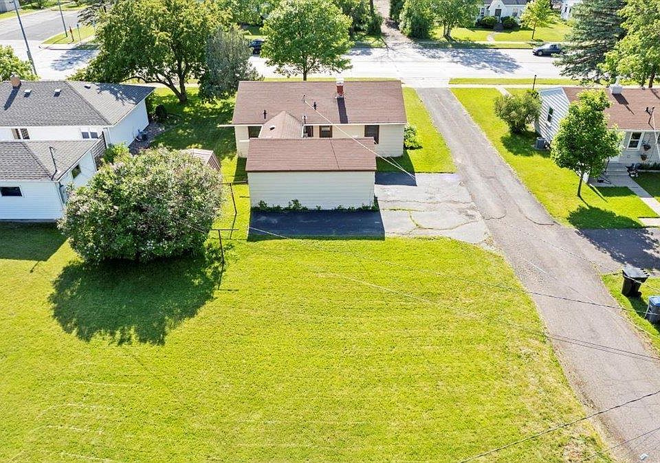 5524 Tower Ave, Superior, WI 54880 Zillow