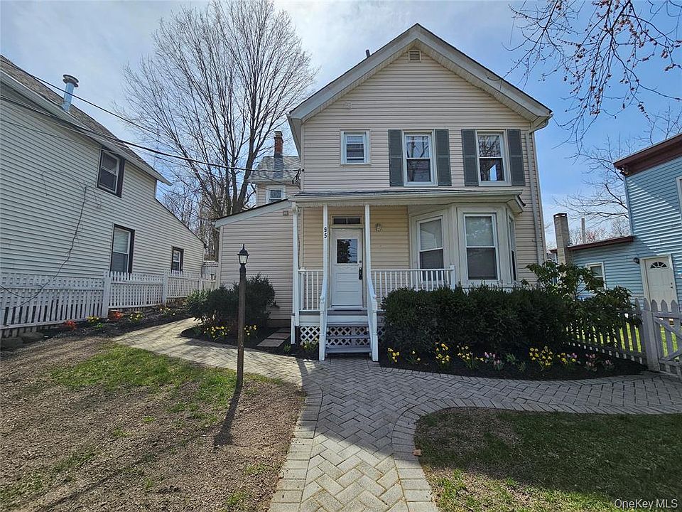 Welcome to 95 Route 59 Apartment 1!