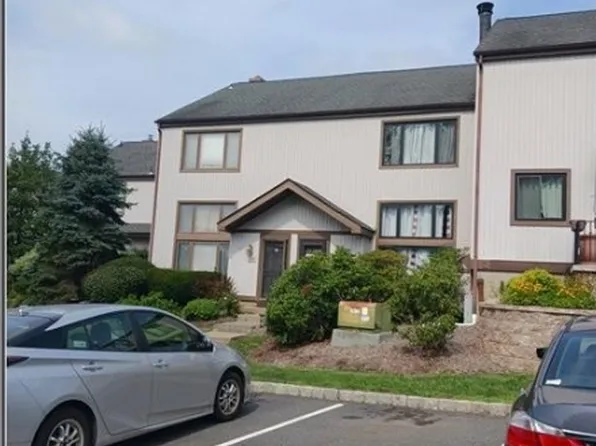 19356 Dell Pl, Stanhope Boro, NJ 07874