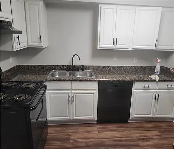 3 bed, 2.0 bath, 1110 sqft, $1,550 — Photo 3