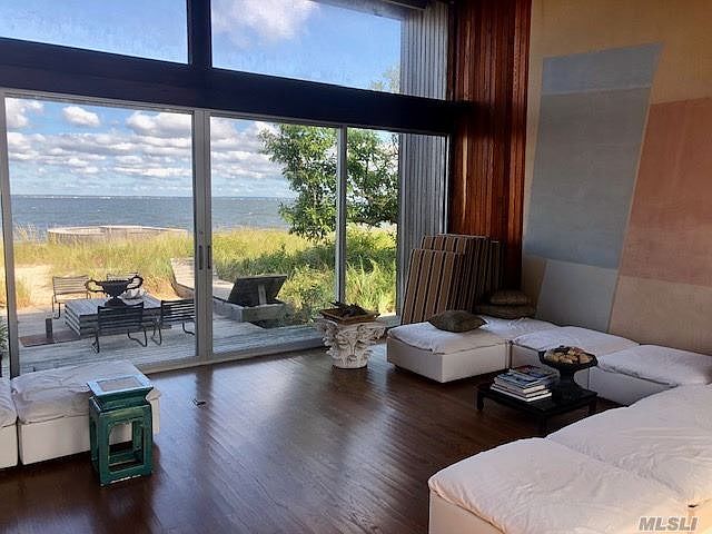 2nd image of 266 Bay Walk