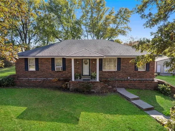 20971 County Rd #274, Carrollton, MO 64633