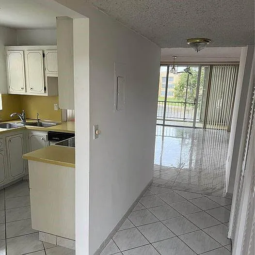 5750 NW 64th Ave #201 — Photo 4