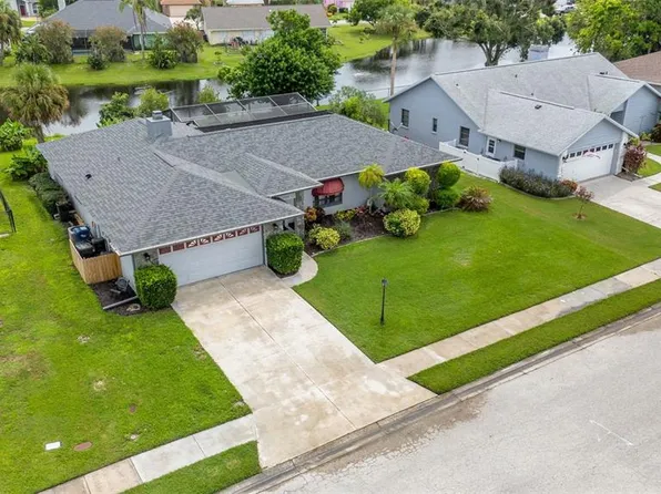 5709 39th Street Cir E, Bradenton, FL 34203