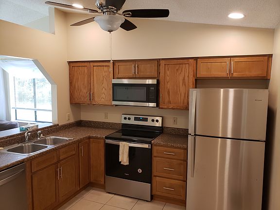 2nd image of 2082 Gallagher Ave