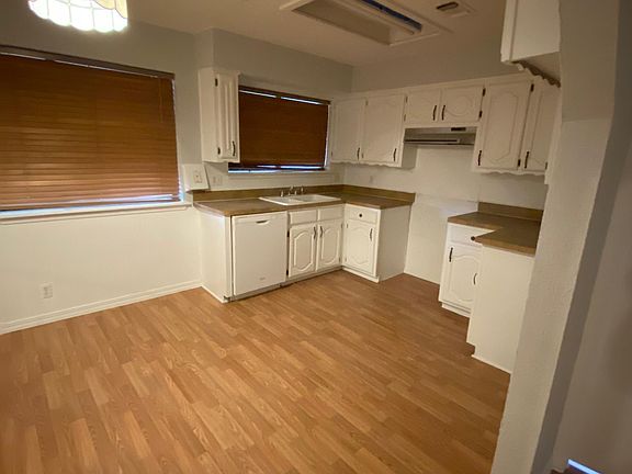 Dining area other view