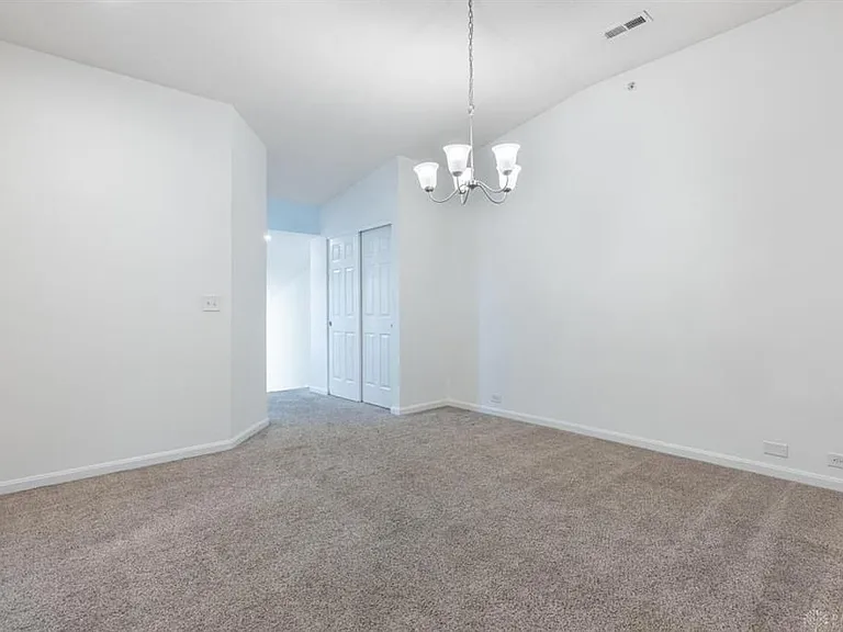 184 Old Pond Rd — Photo 8